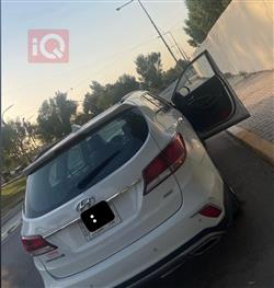 Hyundai Grand Santa Fe